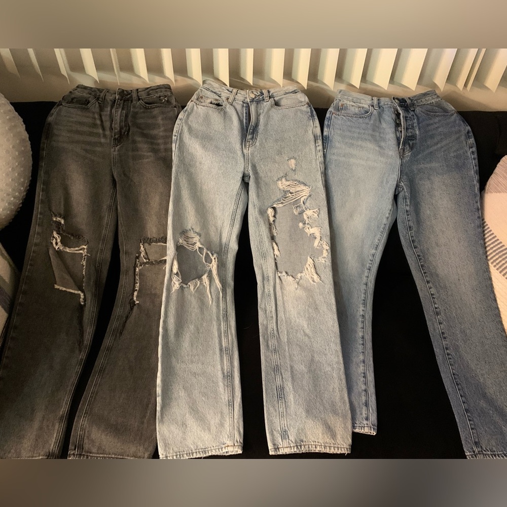 Selling 3 pairs of pacsun high waisted 90s boyfriend style jeans.
